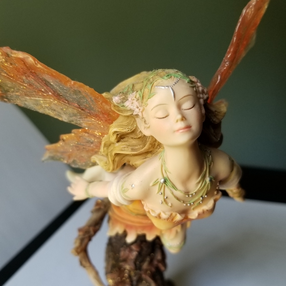 Faerie glen figurine